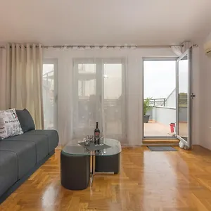  Apartment Centre Sea View Kroatien